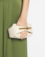Women’s Haute séquence leather clutch bag Light Beige
