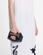 Women’s Haute séquence leather clutch bag Black