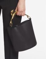 Women’s Leather fusion cat bucket bag Black